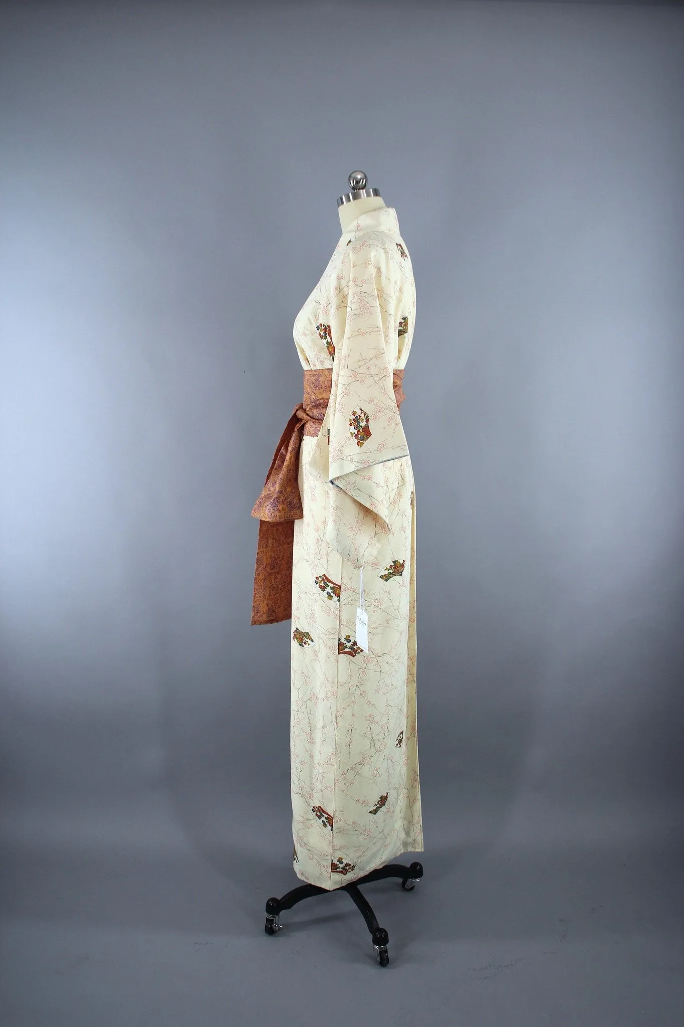 1960s Vintage Silk Kimono Robe / Pink Peach Cherry Blossoms Floral Print