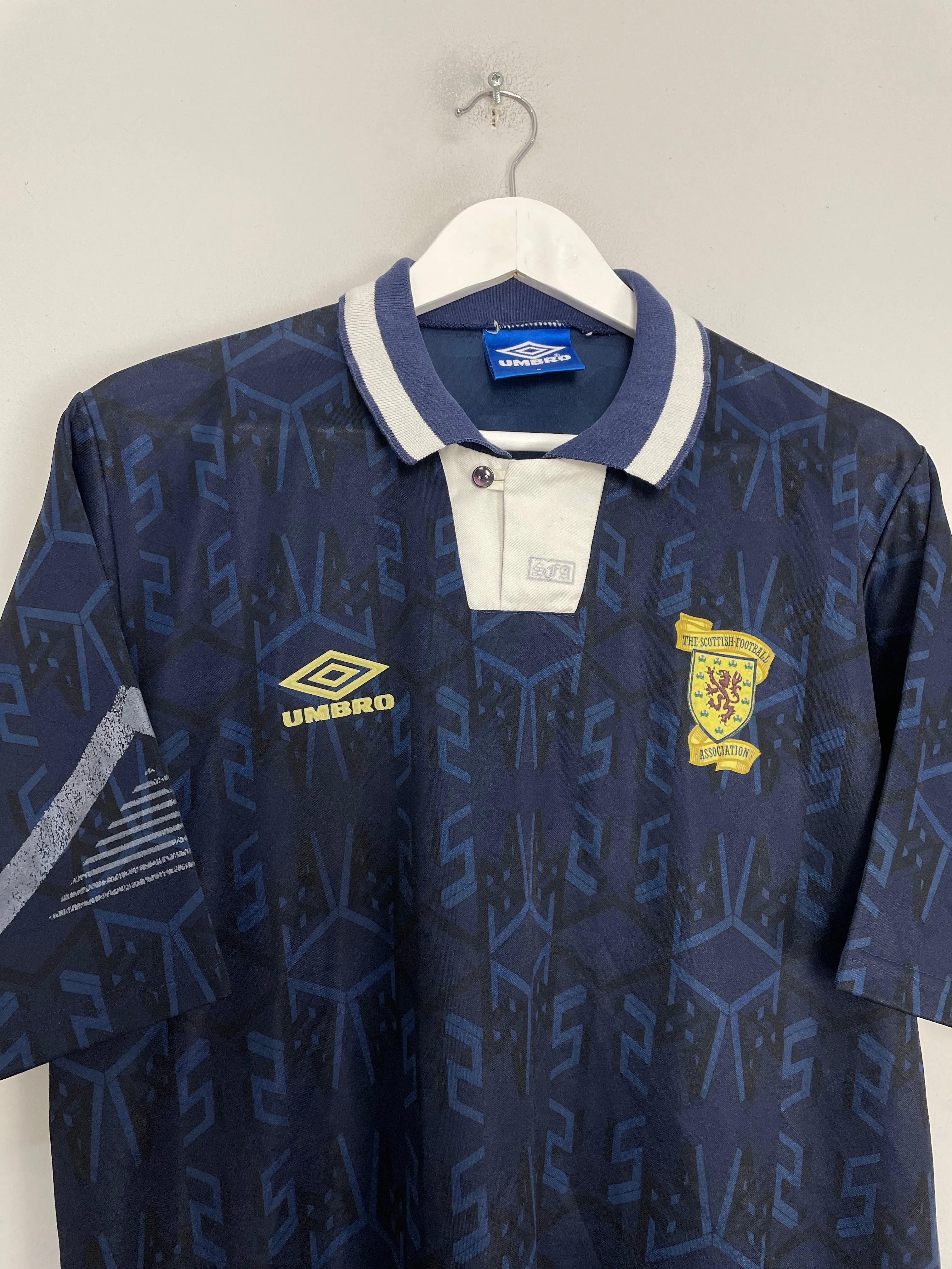1991/94 SCOTLAND HOME SHIRT (L) UMBRO