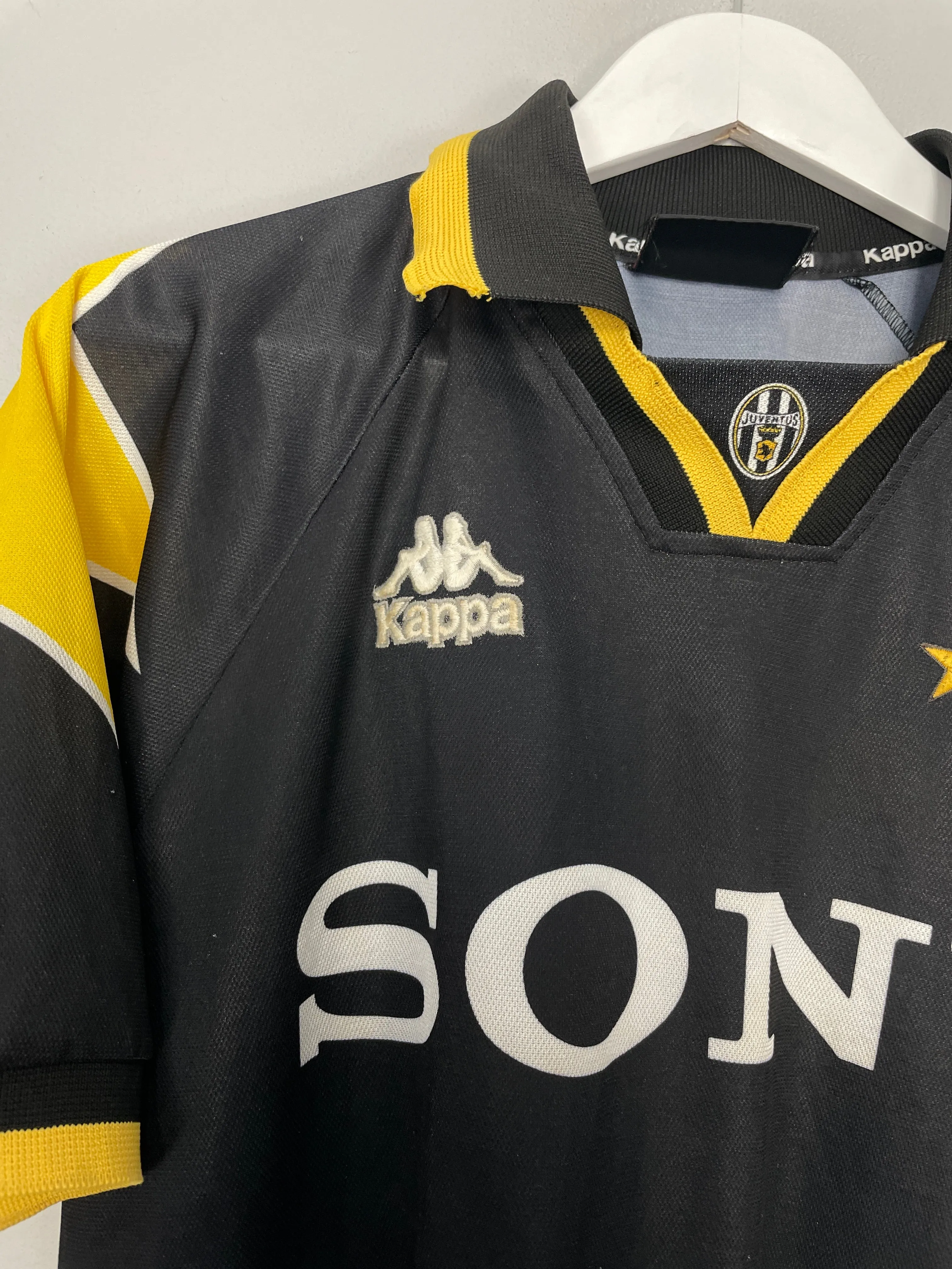 1995/97 JUVENTUS THIRD SHIRT (L) KAPPA