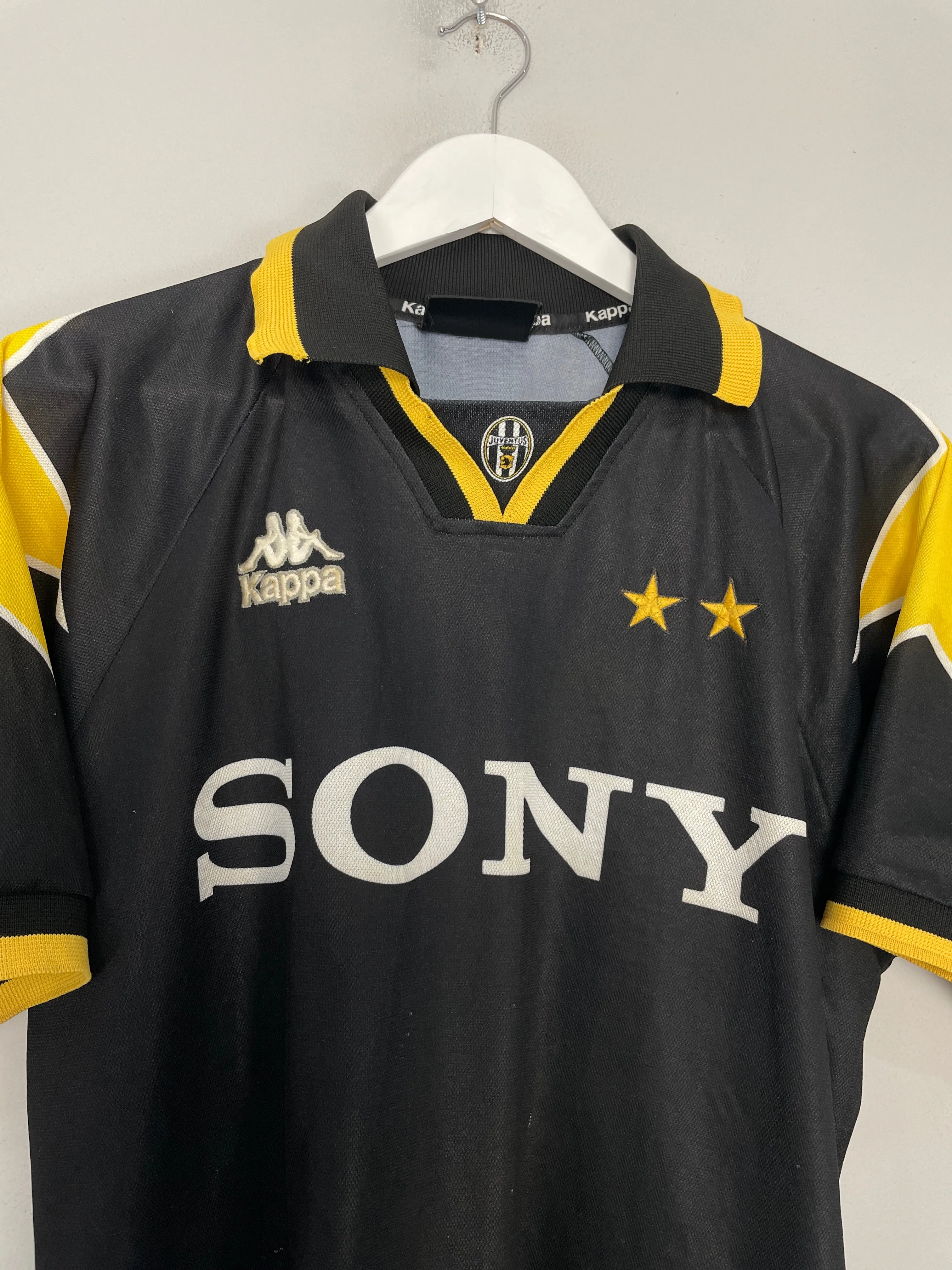 1995/97 JUVENTUS THIRD SHIRT (L) KAPPA