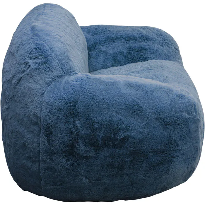 Armchair Mika
