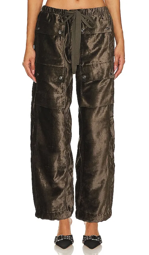 Free People x REVOLVE Skip A Beat Utility Pant in Dark Green