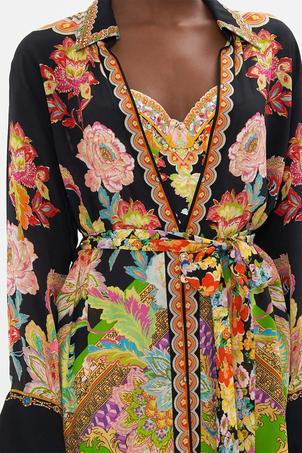 LAYER WITH COLLAR SUNDOWNERS IN SICILY