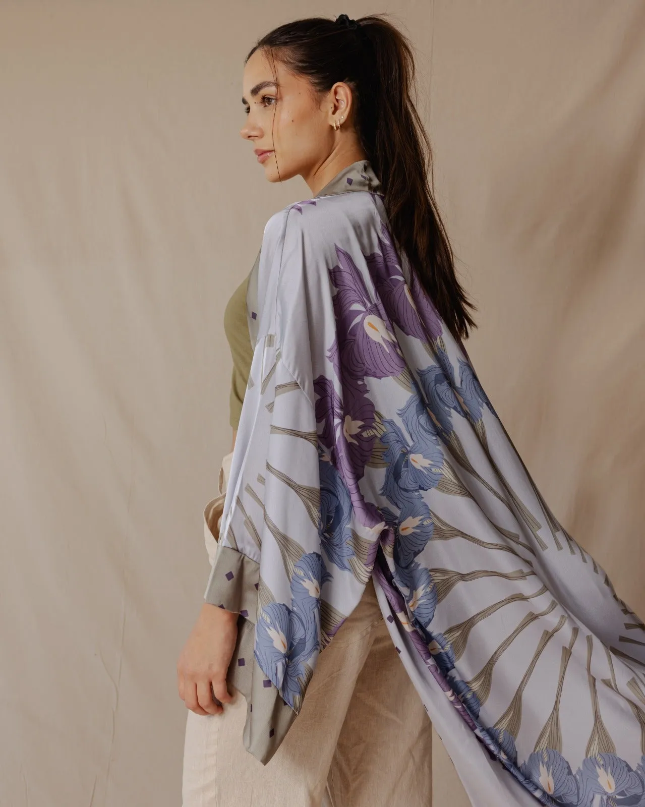Lilly Garden Satin Kimono Purple X Light Blue