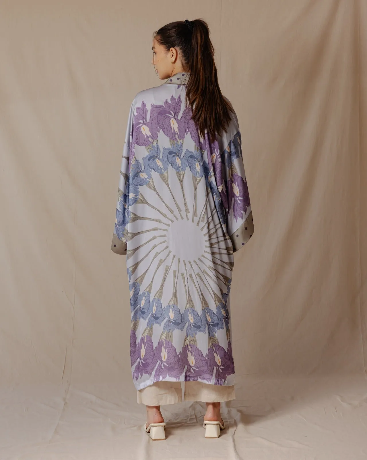 Lilly Garden Satin Kimono Purple X Light Blue