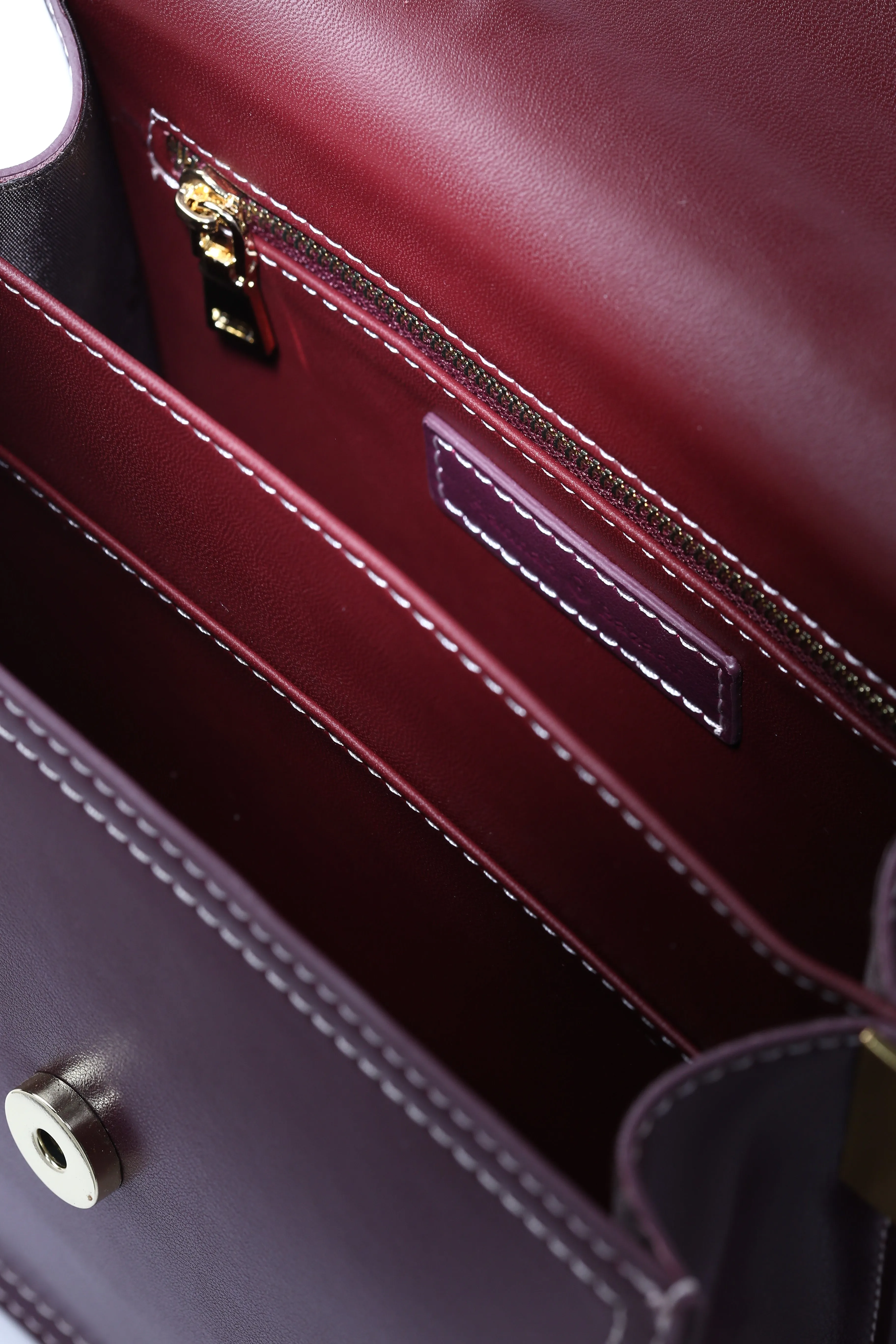 Mulled Wine Firm Leather Handheld Bag